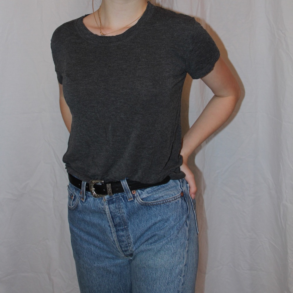 dark grey brandy melville t-shirt